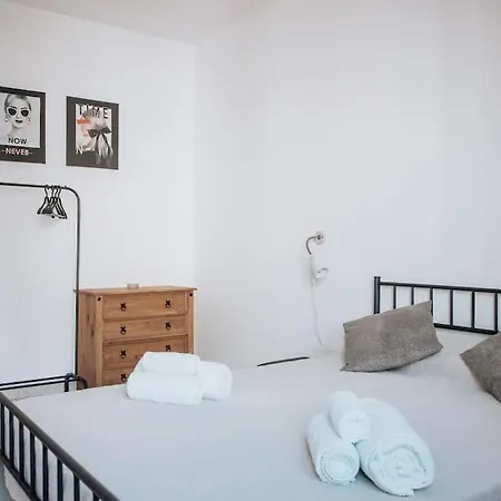 Three-square House {apartment} * Gioiosa Marea